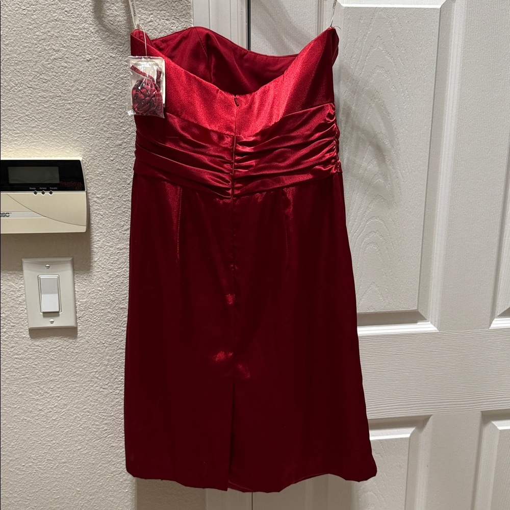 Vintage - Y2k - David’s bridal- Elegant Red Strapless Dress - Bridesmaid Dress - Picture 2 of 5